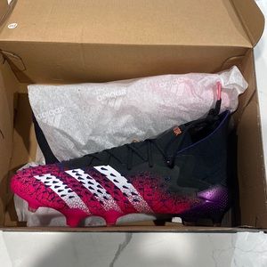 PREDATOR FREAK.1 FG / Soccer cleats